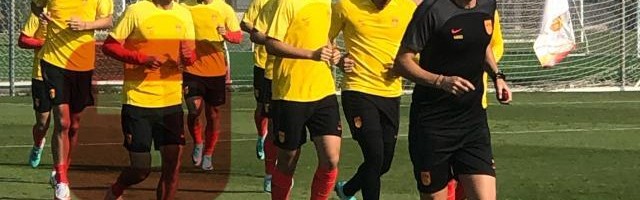 世界杯直播-国足今日恢复训练 扬科维奇以休假刺激国脚