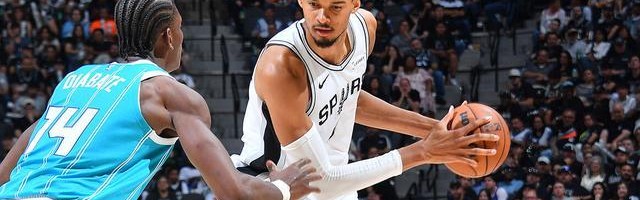 文班亚马32+12+8卡斯尔15+10 马刺主场轻取黄蜂